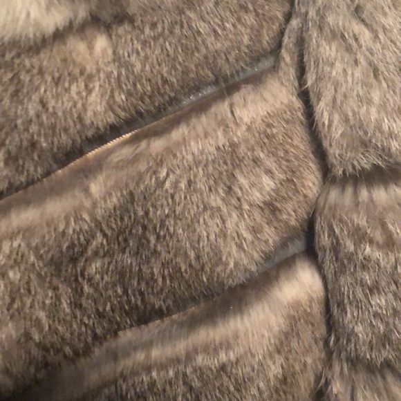 Chinchilla fur coat - Picture 3 of 4